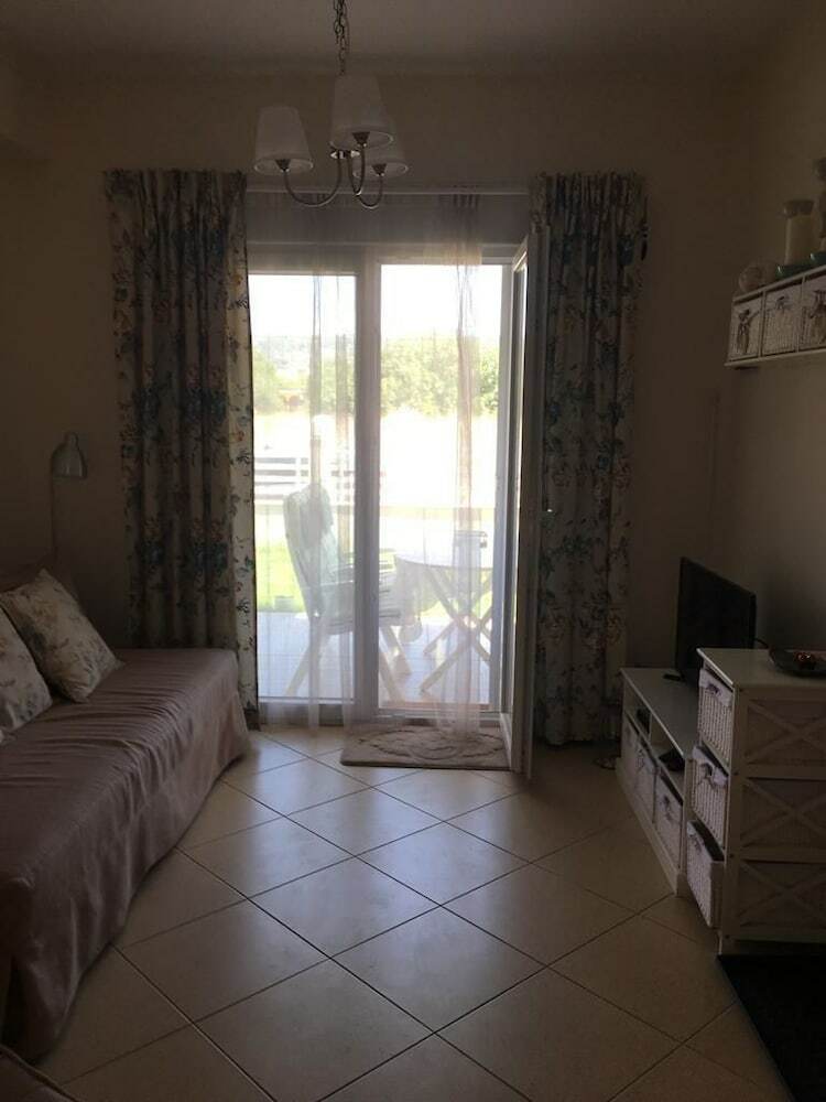 Cozy Apartment On The Beach Line