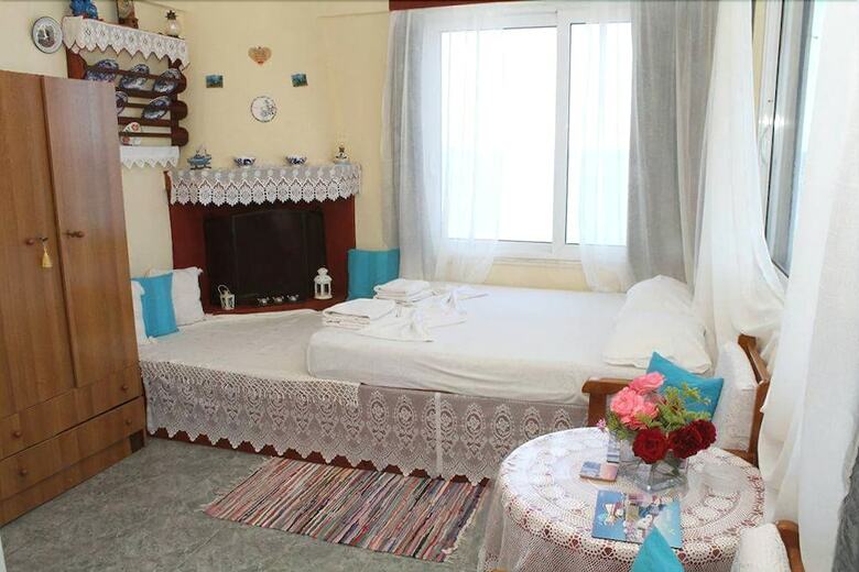 George Apartments Stegna