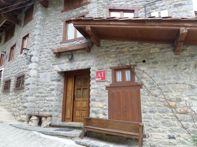 Apartamentos Rurales Las Rocas De Brez