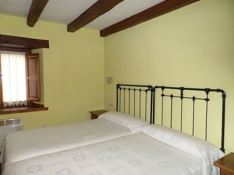 Apartamentos Rurales Las Rocas De Brez