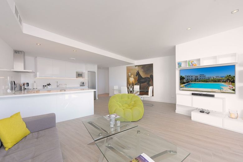 Janssun Apartment Cabopino Canovas