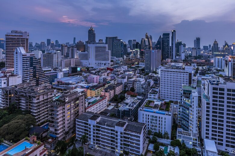 Hyde Sukhumvit 11 By Favstay