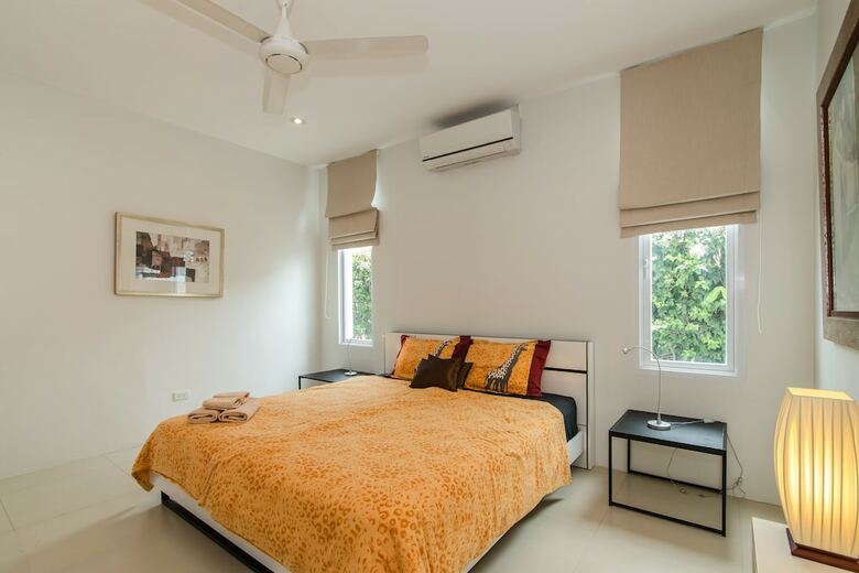 Villa Phu Montra Mansion In Hua Hin B4