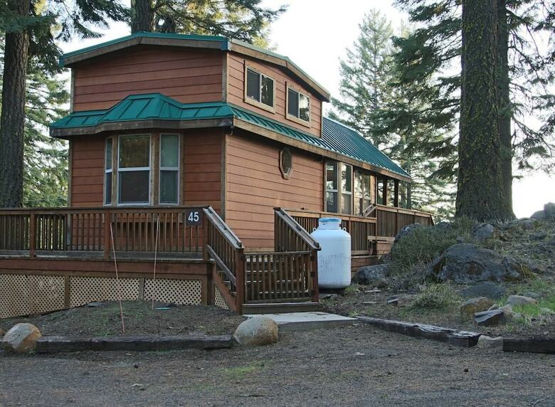 #45 The Cabins At Hyatt Lake-sleeps 4