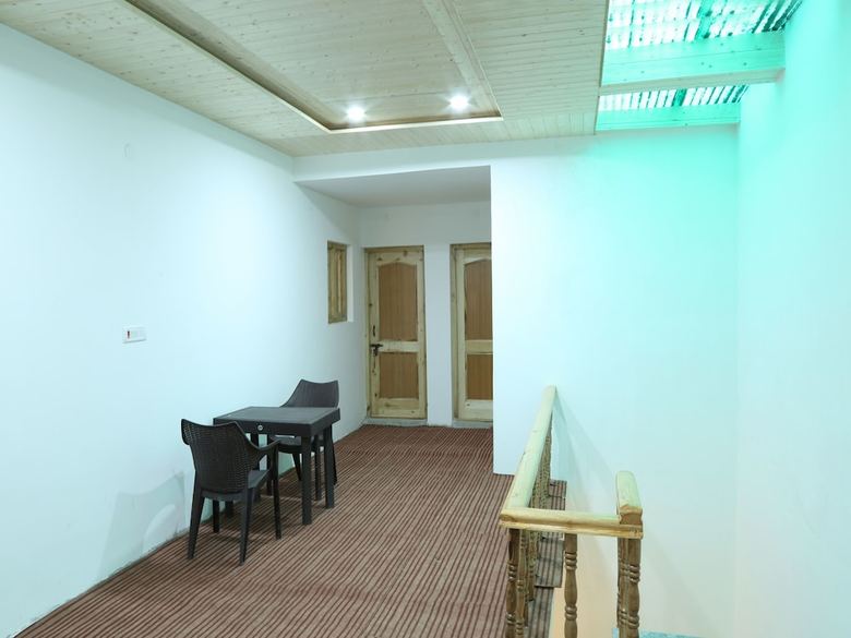 Oyo 14152 Hotel Eco Exotic
