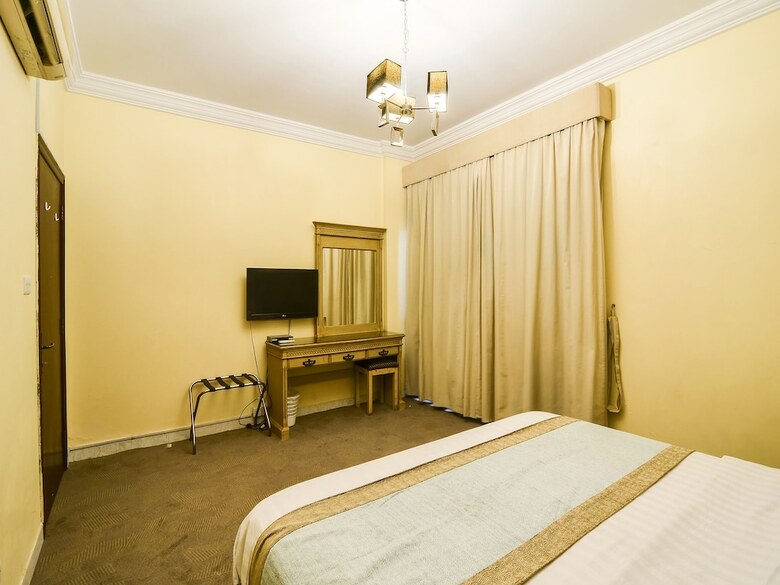 Hotel Oyo 125 Al Hamra Palace