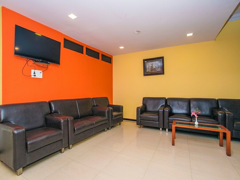 Hotel Oyo 3496 Dass Suites
