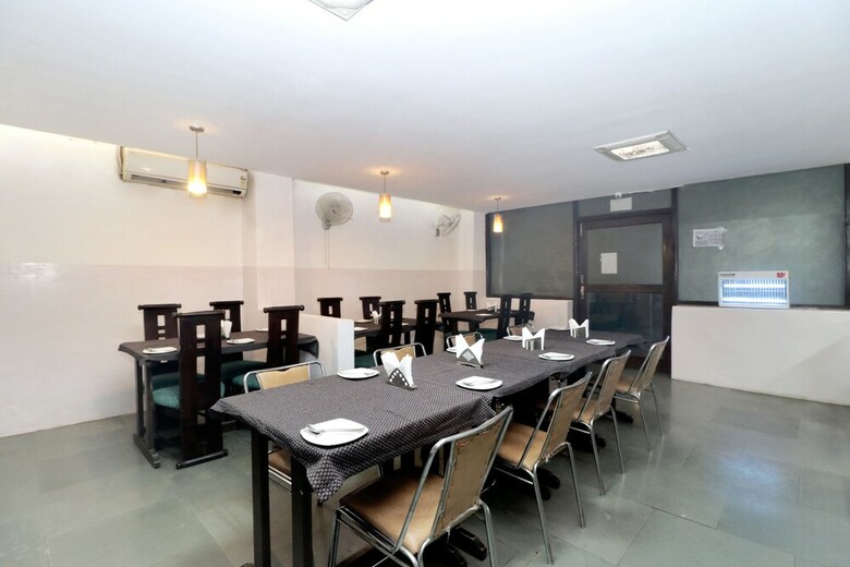 Oyo 17381 Hotel City Look