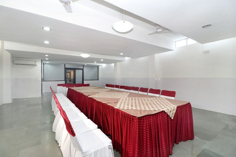 Oyo 17381 Hotel City Look