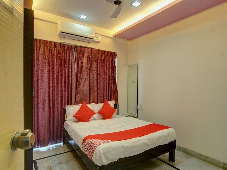 Hotel Oyo 17116 Lng Hospitality