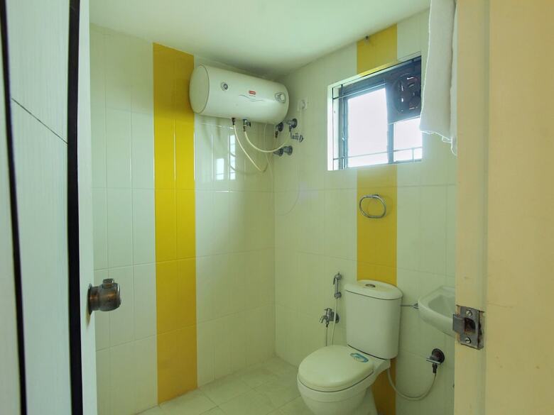 Hotel Oyo 17116 Lng Hospitality