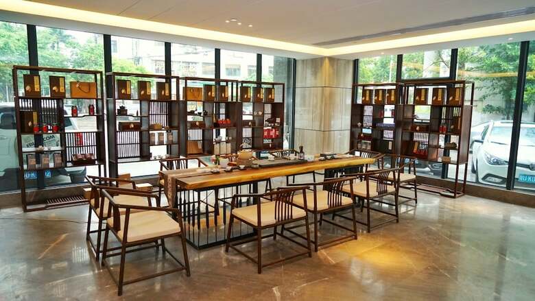 Shatou Hairun Hotel