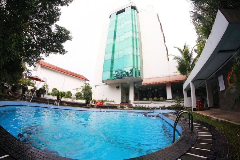 Hotel Asana Grand Pangrango