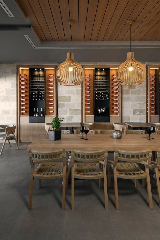 Hotel Ikones Seafront Luxury Suites - Adults Only