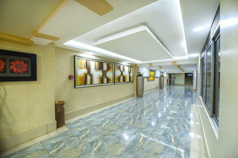 Aparthotel Bmk House Apartments