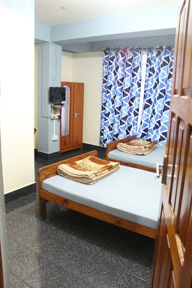 Hotel Pumpkin Vibgyor Guest House