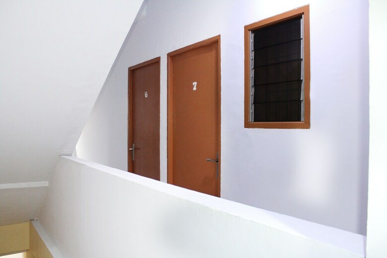 Hotel Oyo 176 Virgo Residence