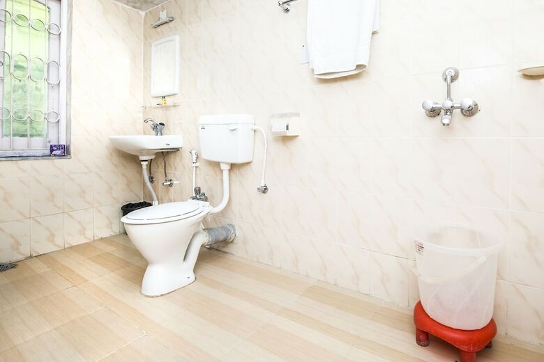 Fabhotel Astoria House Salt Lake