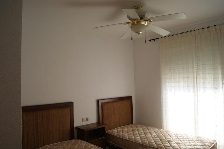 Apartamentos Marineu Residencial L'atall