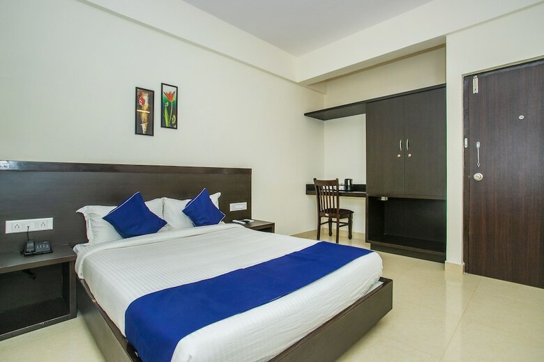 Hotel Oyo 20026 Silverkey Rr Nagar