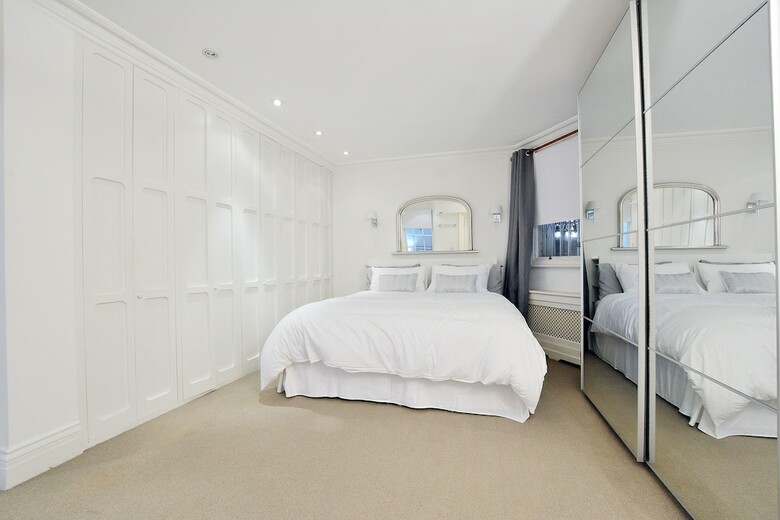 Rutland Gardens Apartment
