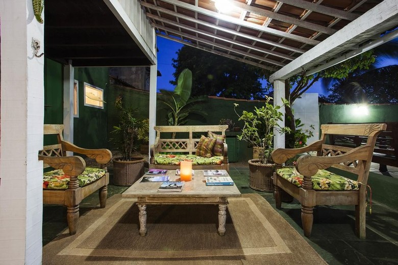 Hostal Spazio Buzios Guesthouse