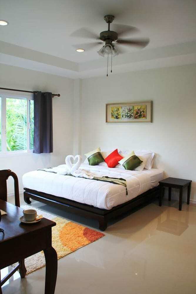 Hotel Baan Klangsuan Bang Korbua