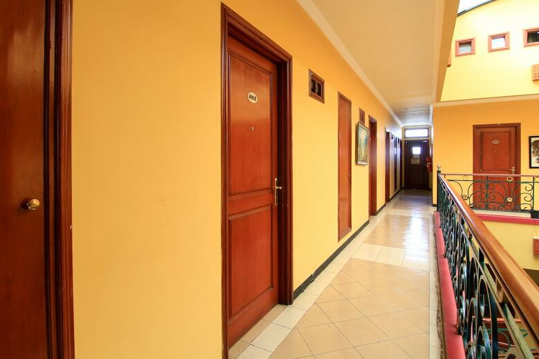 Hotel Oyo 109 Pucangkerep Residence