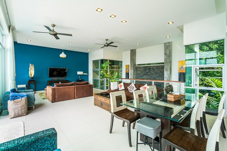 Parinda Villa In Naka Hills