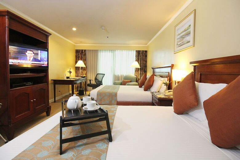 Hotel Oxford Suites Makati