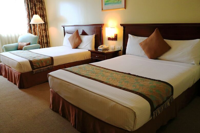 Hotel Oxford Suites Makati