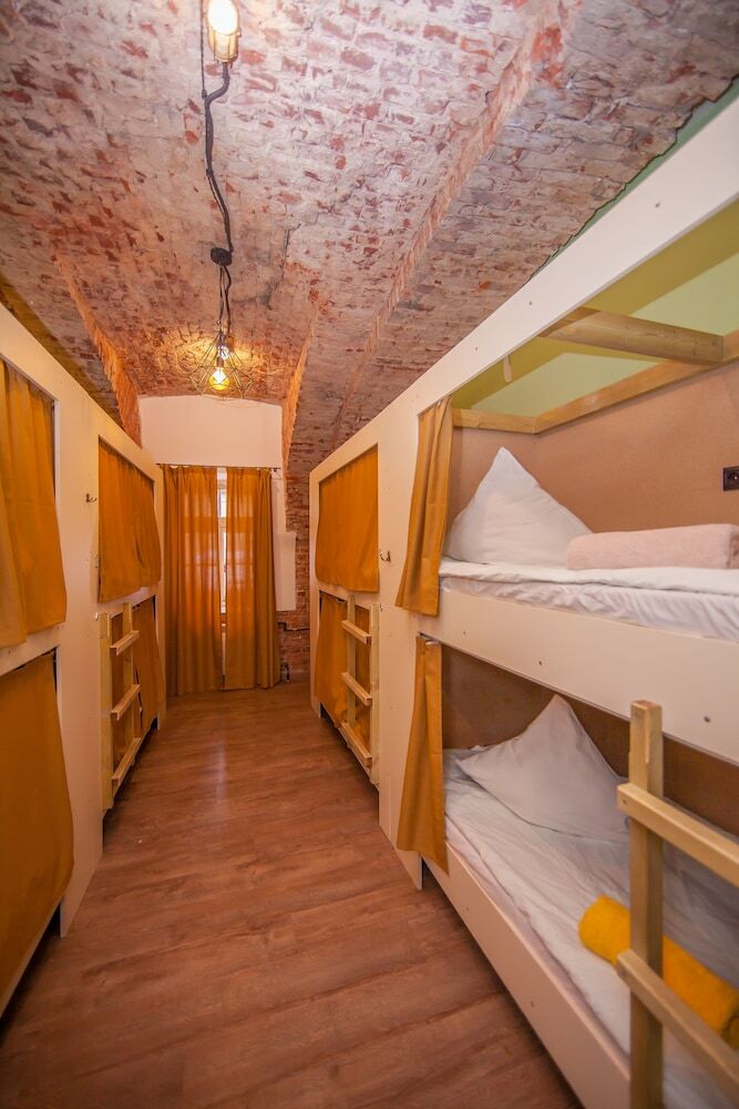Hostal Proloft Hotel & Hostel