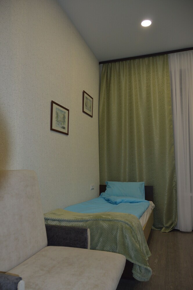 Hotel Calendar Guest House