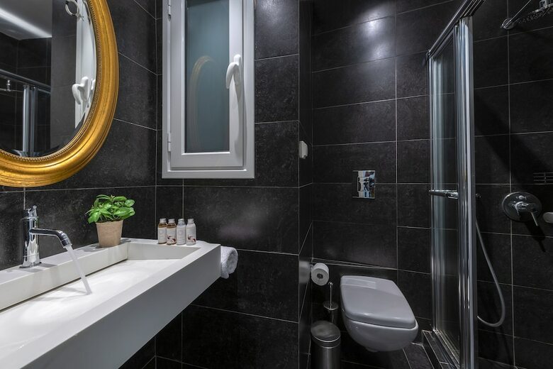 Elegant Apartment In Kolonaki