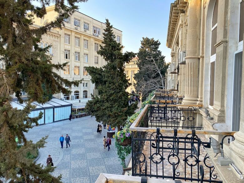 Baku City Hotel