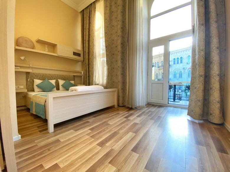 Baku City Hotel