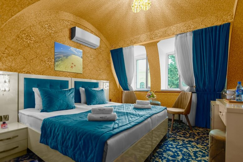 Baku City Hotel