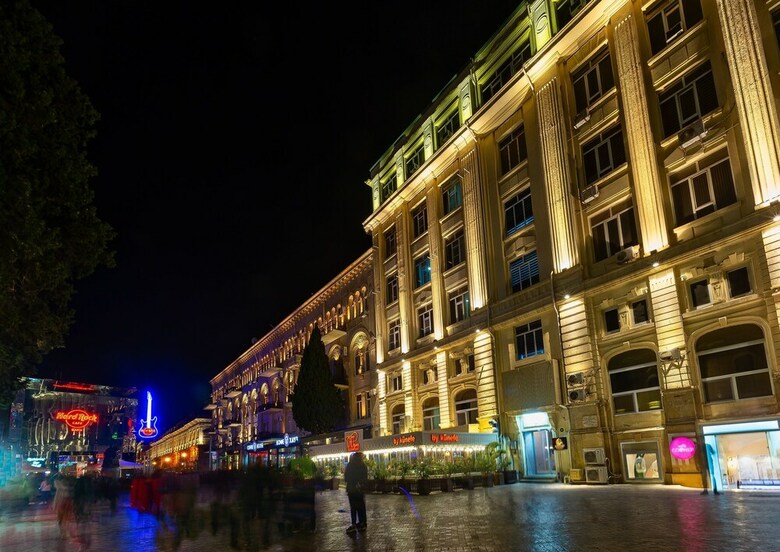 Baku City Hotel