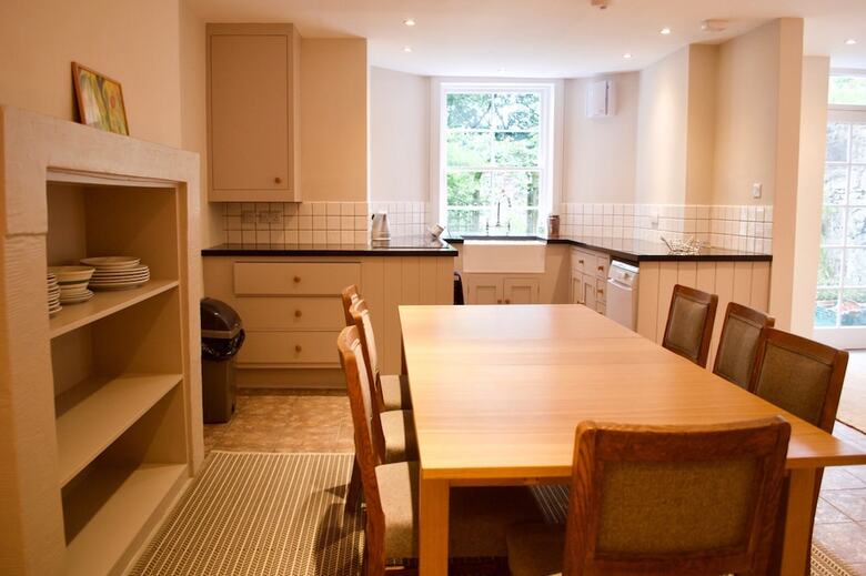 Apartamentos 1 Bedroom Stockbridge Flat Sleeps 6
