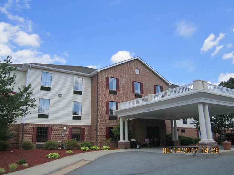 Hotel Country Hearth Inn & Suites