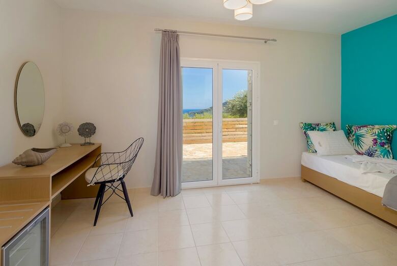 Villa Keri Sea