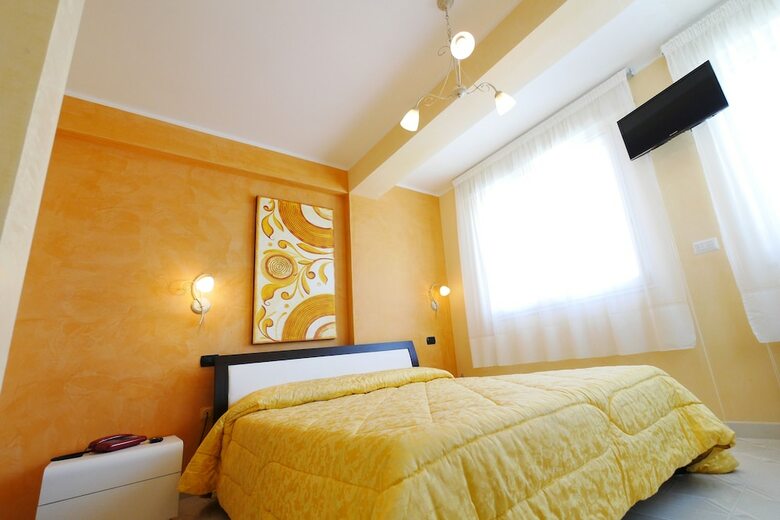 Hotel Mediterraneo
