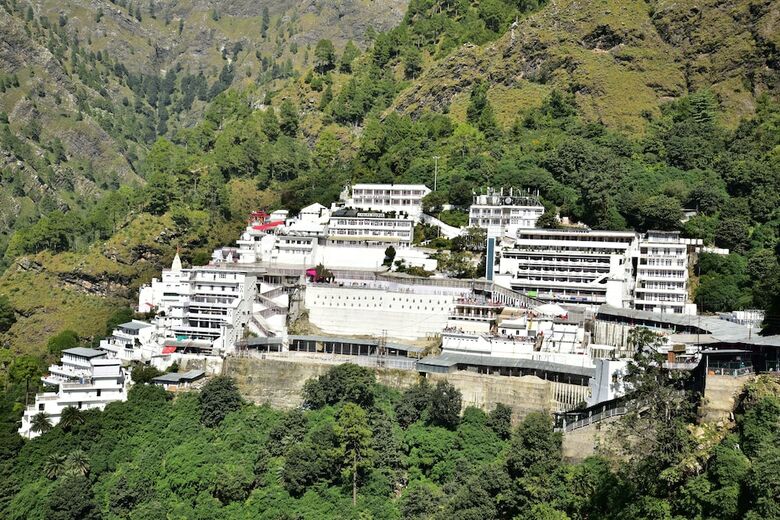 Hotel Country Resort By Ahrpl - Katra