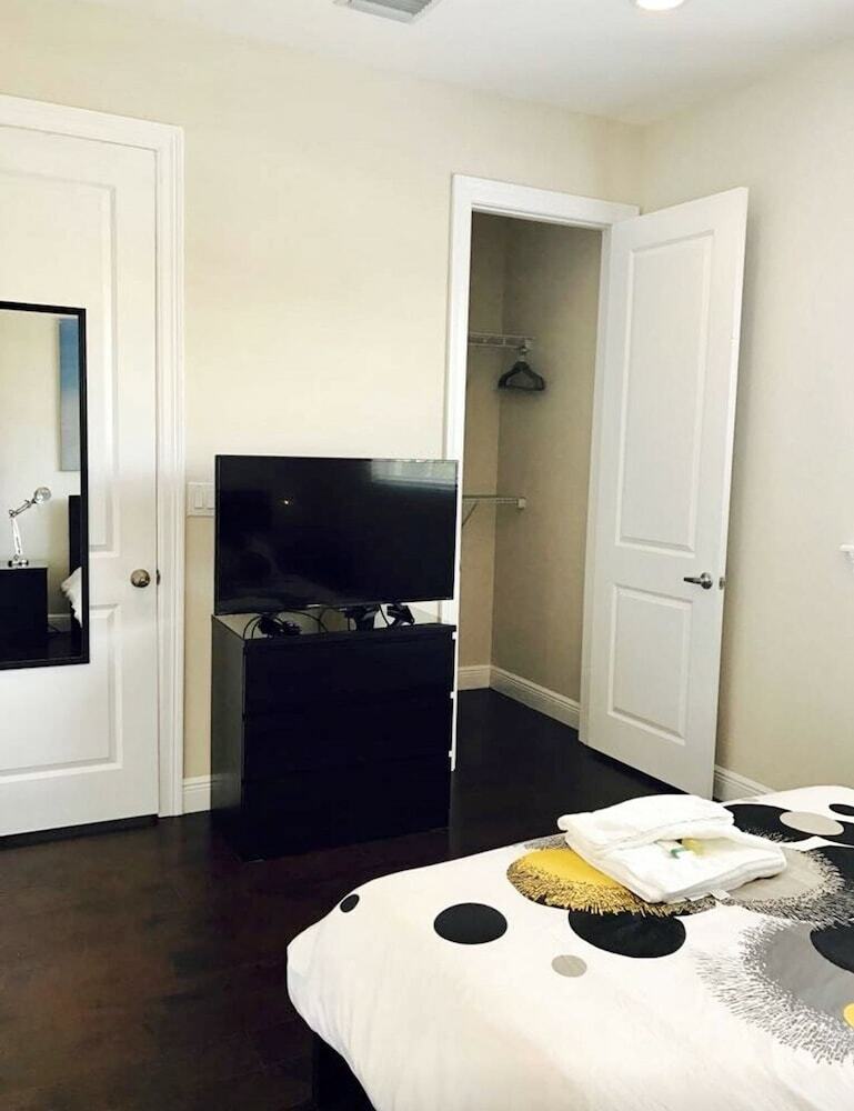 4br Townhouse 320 By Ideal Experience Vr