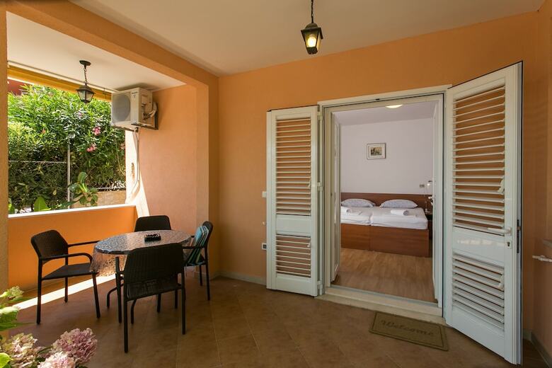 Apartments Bibijana