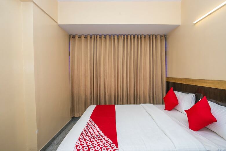 Hotel Oyo 12965 Archana Comforts