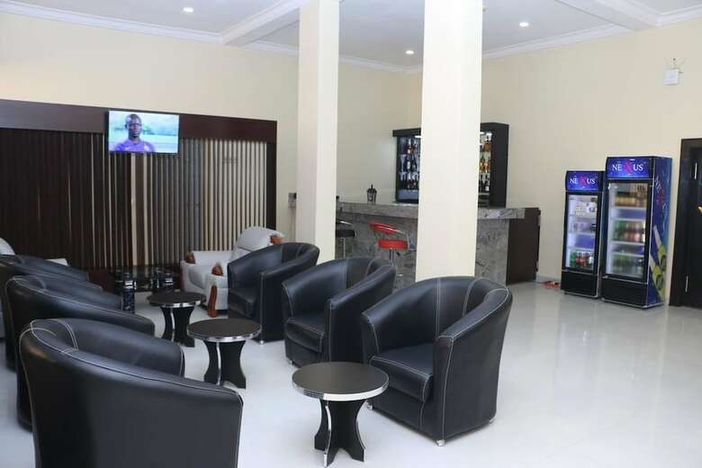 Brookville Hotel & Suites