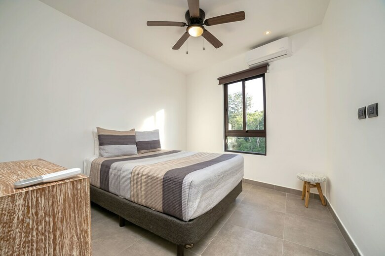 Quinto Sol Luxury Apartments By Mikitito Rentals