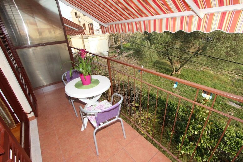 Apartamentos Guests House Sanja