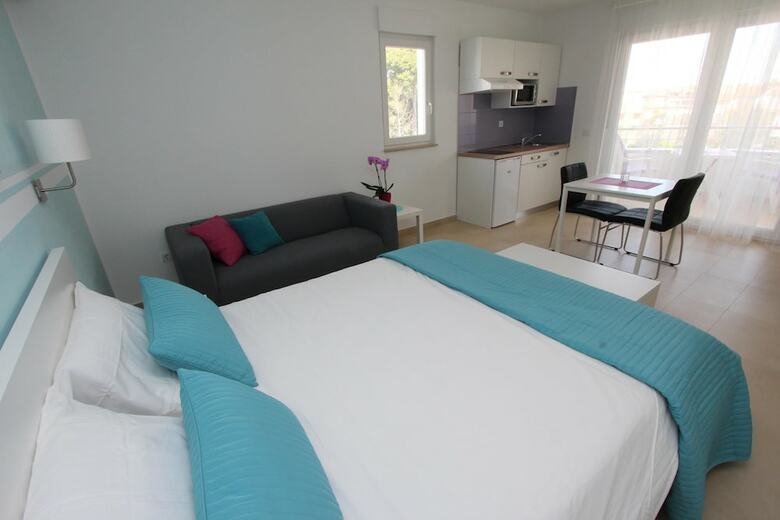 Apartamentos Studio Emanuel